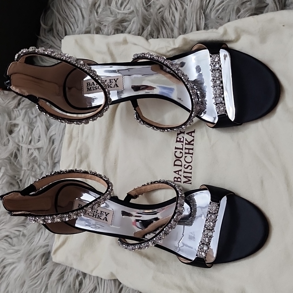 Badgley mischka black studded heels size 8